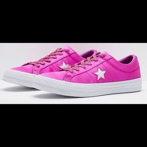 Converse One Star Ox Magenta Satin